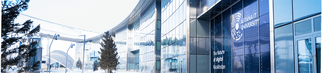 Astana IT University modern kampüs binası