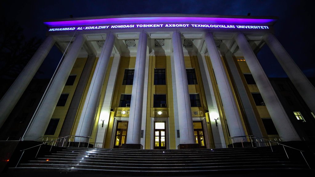 Tashkent University of Information Technologies building — kampüs görünümü 3